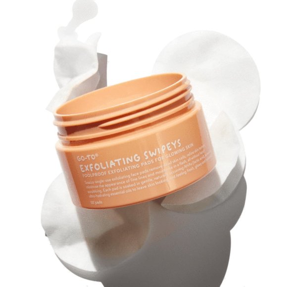 GO-TO Exfoliating Swipeys - Picture 5 of 7
